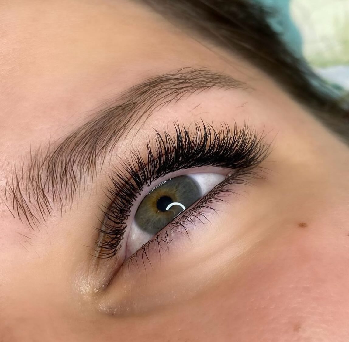 Close up of a natural classic lash set